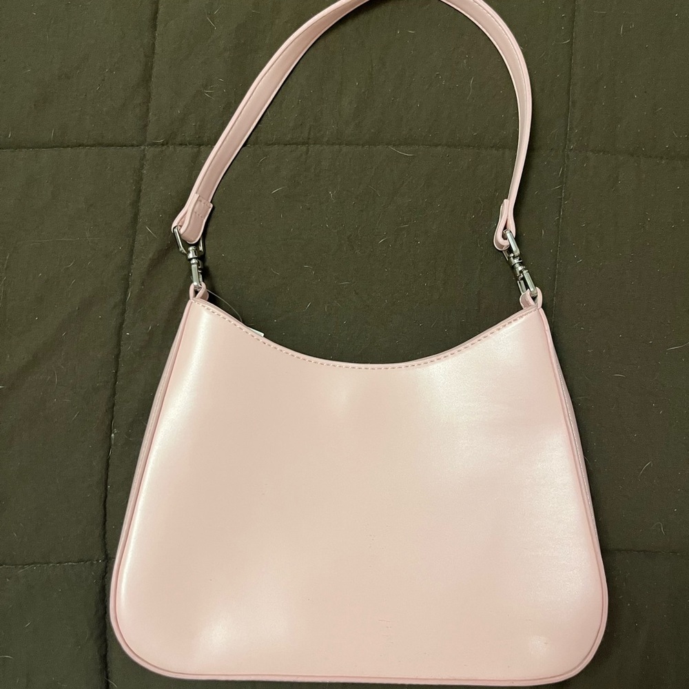 Francesca's Collections Pink Shoulder Bag with Sleek Design